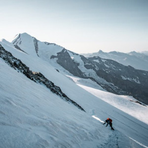 日本妓女日皮短视频
